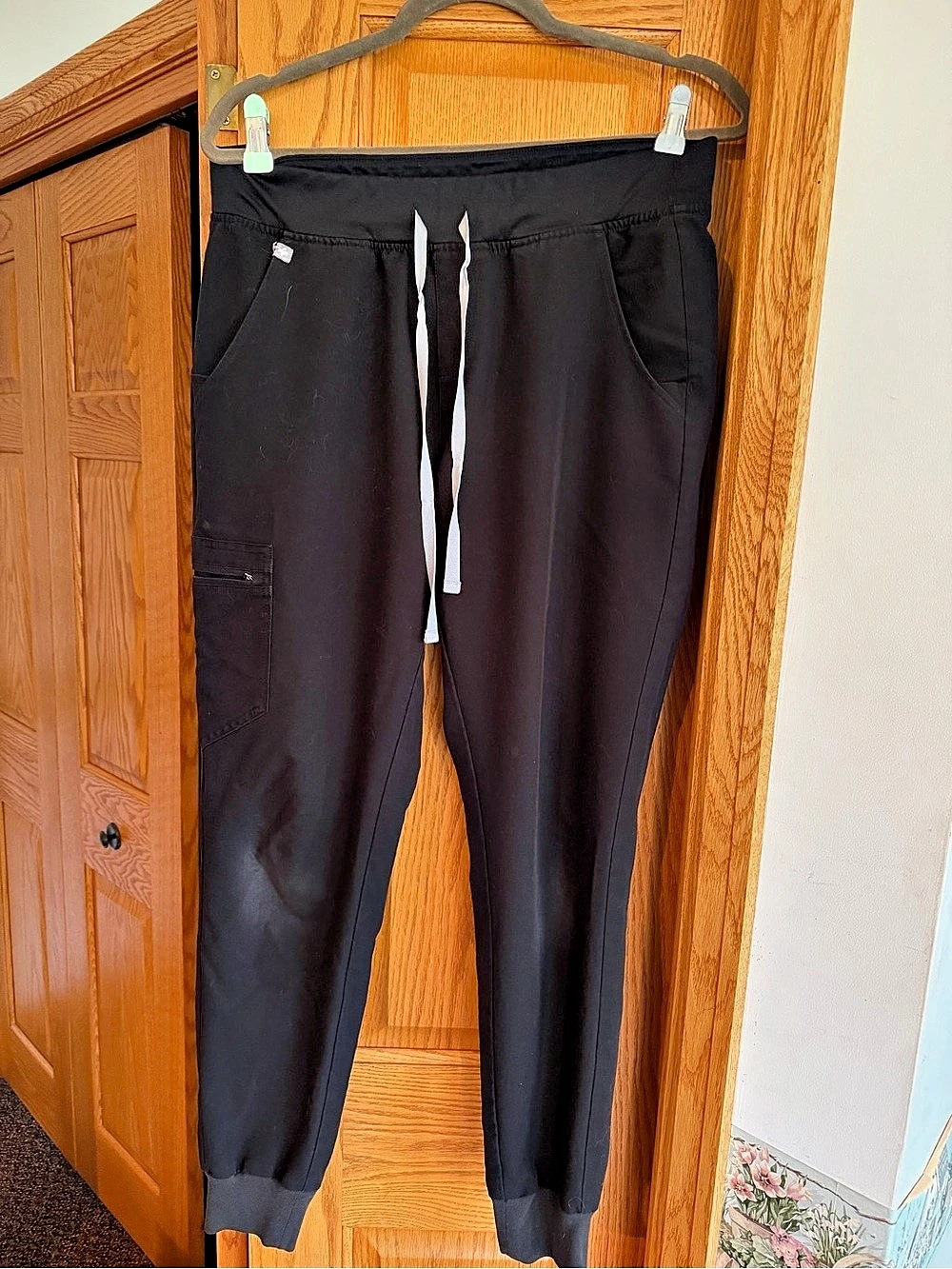 FIGS Zamora Jogger Scrub Pants Black Size Medium